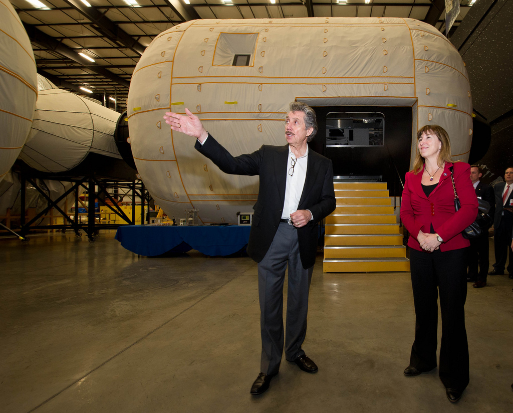 Robert Bigelow with then-NASA Deputy Administrator Lori Garver at the Bigelow Aerospace facilities.