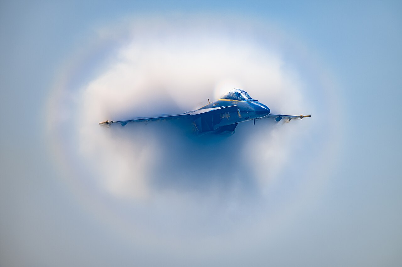 An F/A-18 Super Hornet — the carrier-based platform whose ATFLIR pod recorded the Gimbal footage during a routine training mission off the Florida coast.