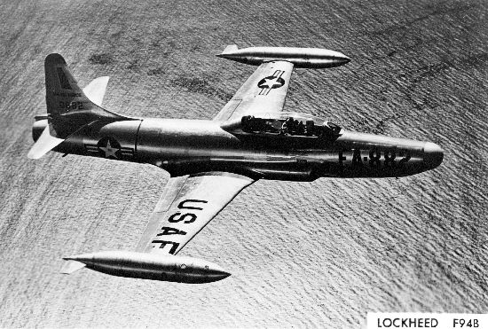A Lockheed F-94 Starfire — the jet-interceptor type the USAF's Air Materiel Command would later argue was the actual source of Mariana's silvery discs.