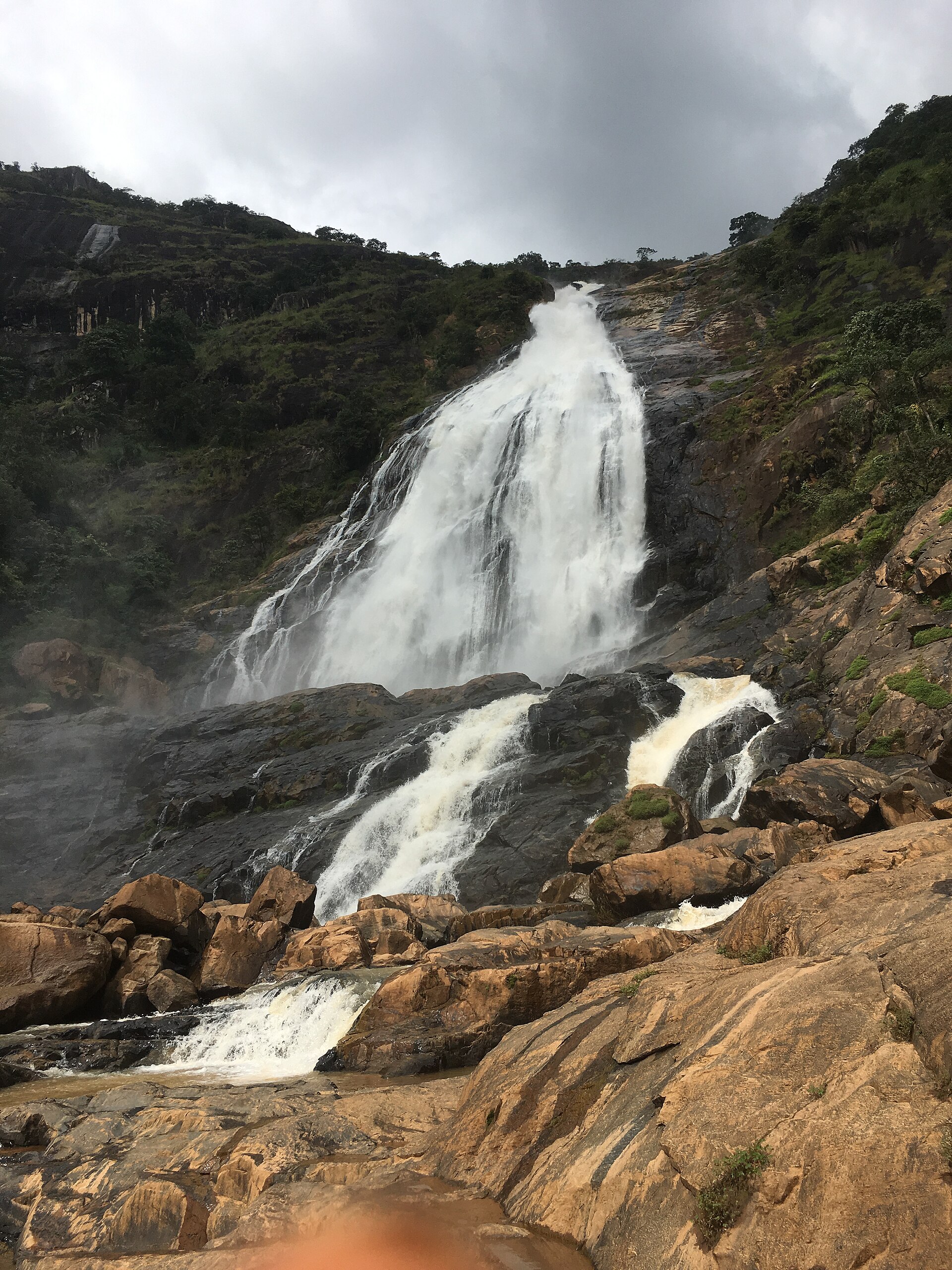 Farin Ruwa Falls in Mashonaland — geographic context for the Ruwa region. Harvard psychiatrist John Mack interviewed the Ariel School children in 1994 and concluded the consistency of their accounts could not be attributed to coincidence.